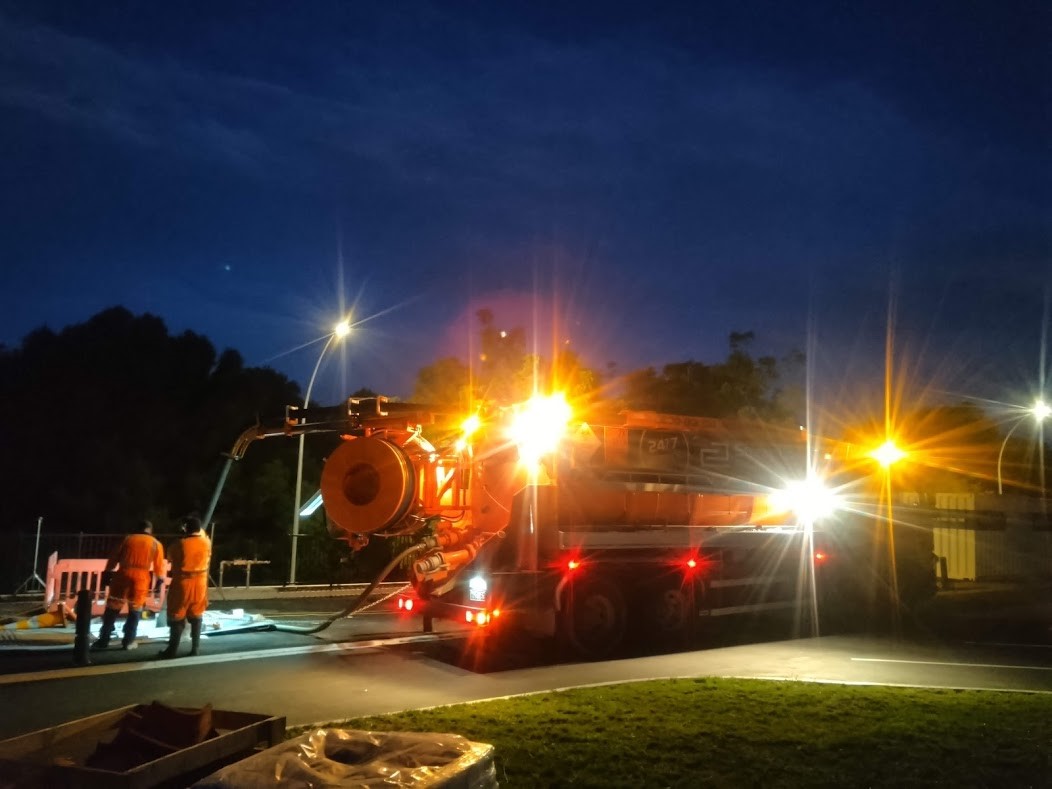 Grantham St Changeover At Night